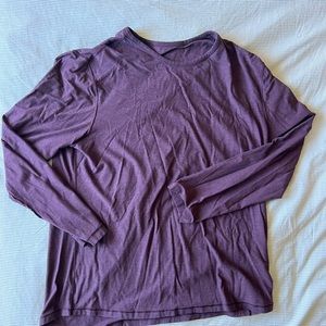 Mens long maroon Lululemon shirt